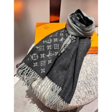 Louis Vuitton Scarf